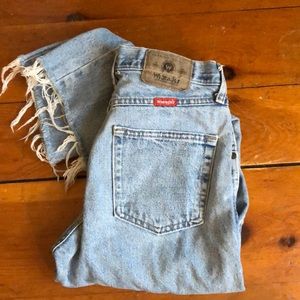 Cropped vintage wrangler jeans